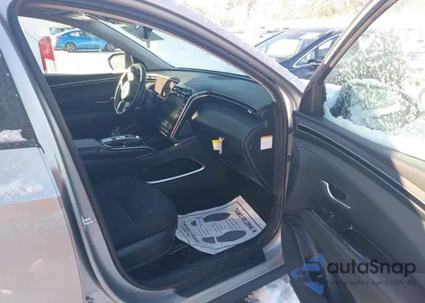 2022 Hyundai Tucson Hybrid Sel Convenience z USA, uszkodzony, nr VIN KM8JFCA1XNU069415